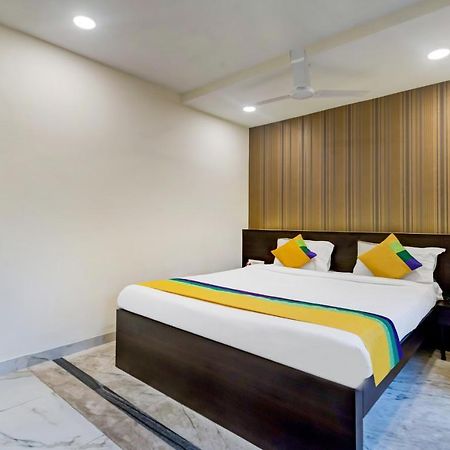 Itsy Hotels Neeranand Plaza 加尔各答 外观 照片