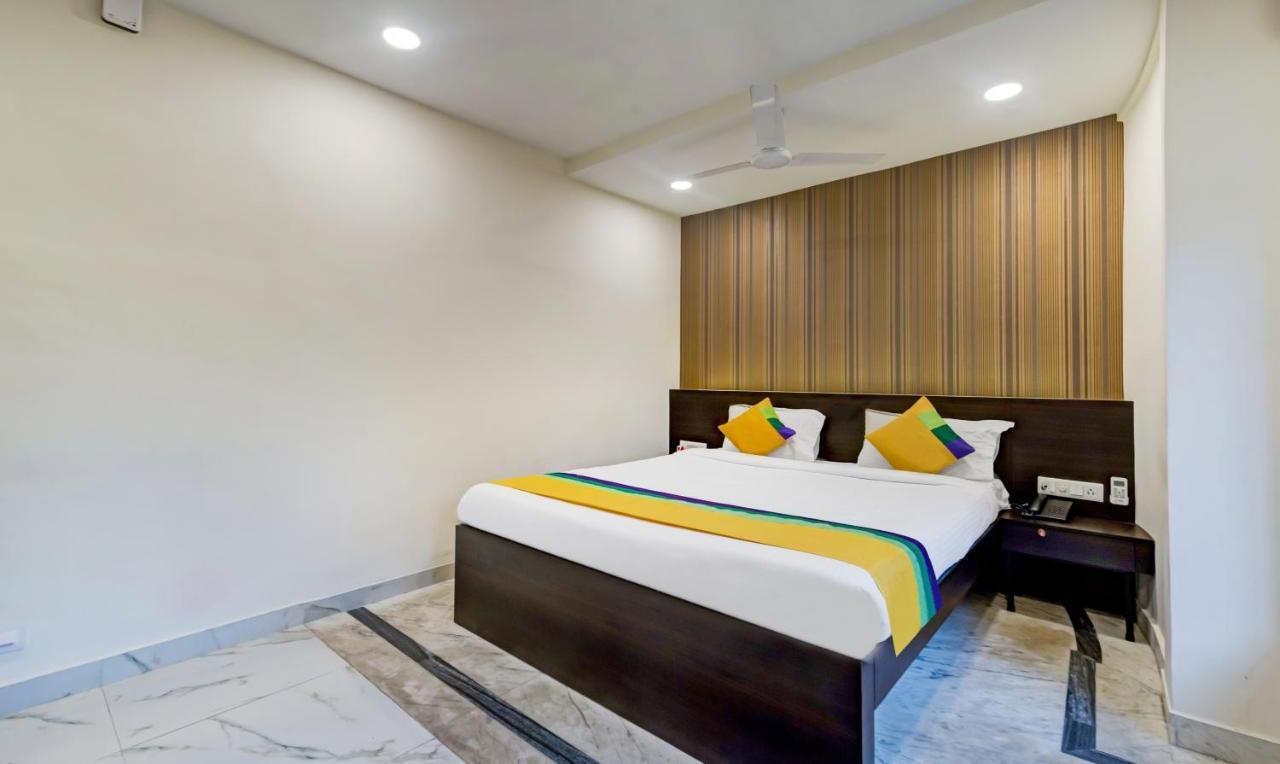 Itsy Hotels Neeranand Plaza 加尔各答 外观 照片