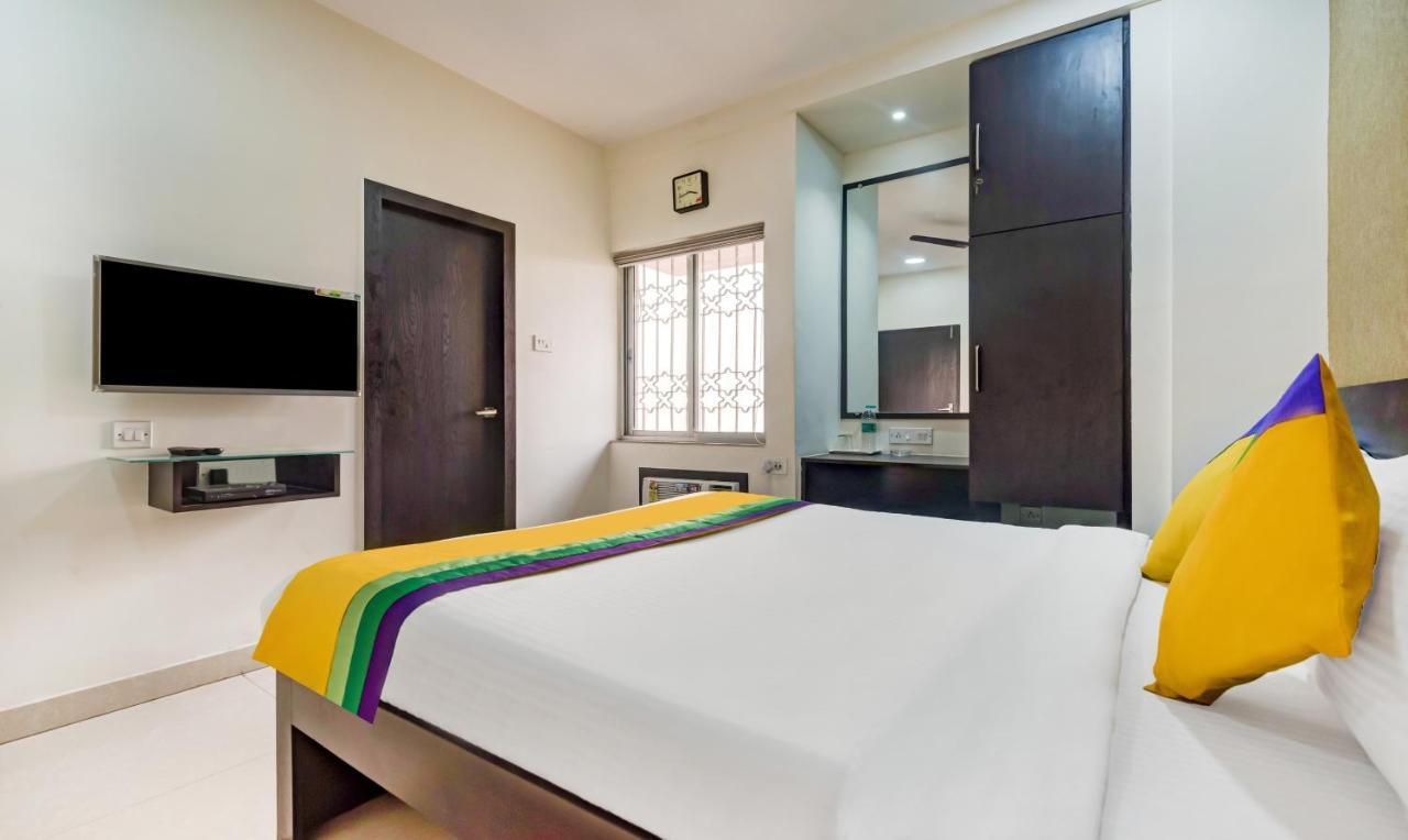 Itsy Hotels Neeranand Plaza 加尔各答 外观 照片