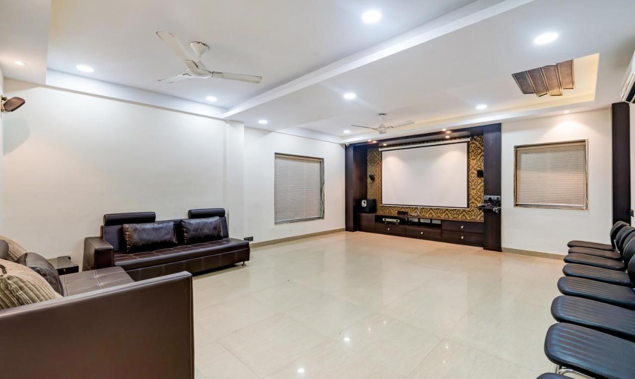 Itsy Hotels Neeranand Plaza 加尔各答 外观 照片