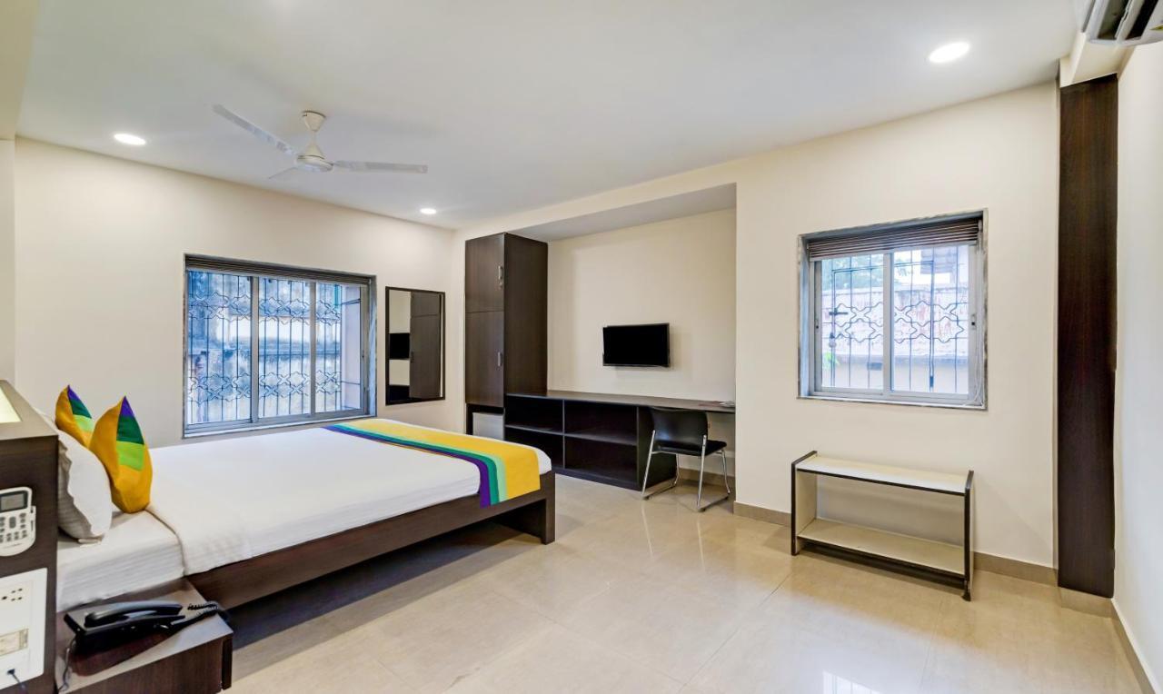 Itsy Hotels Neeranand Plaza 加尔各答 外观 照片